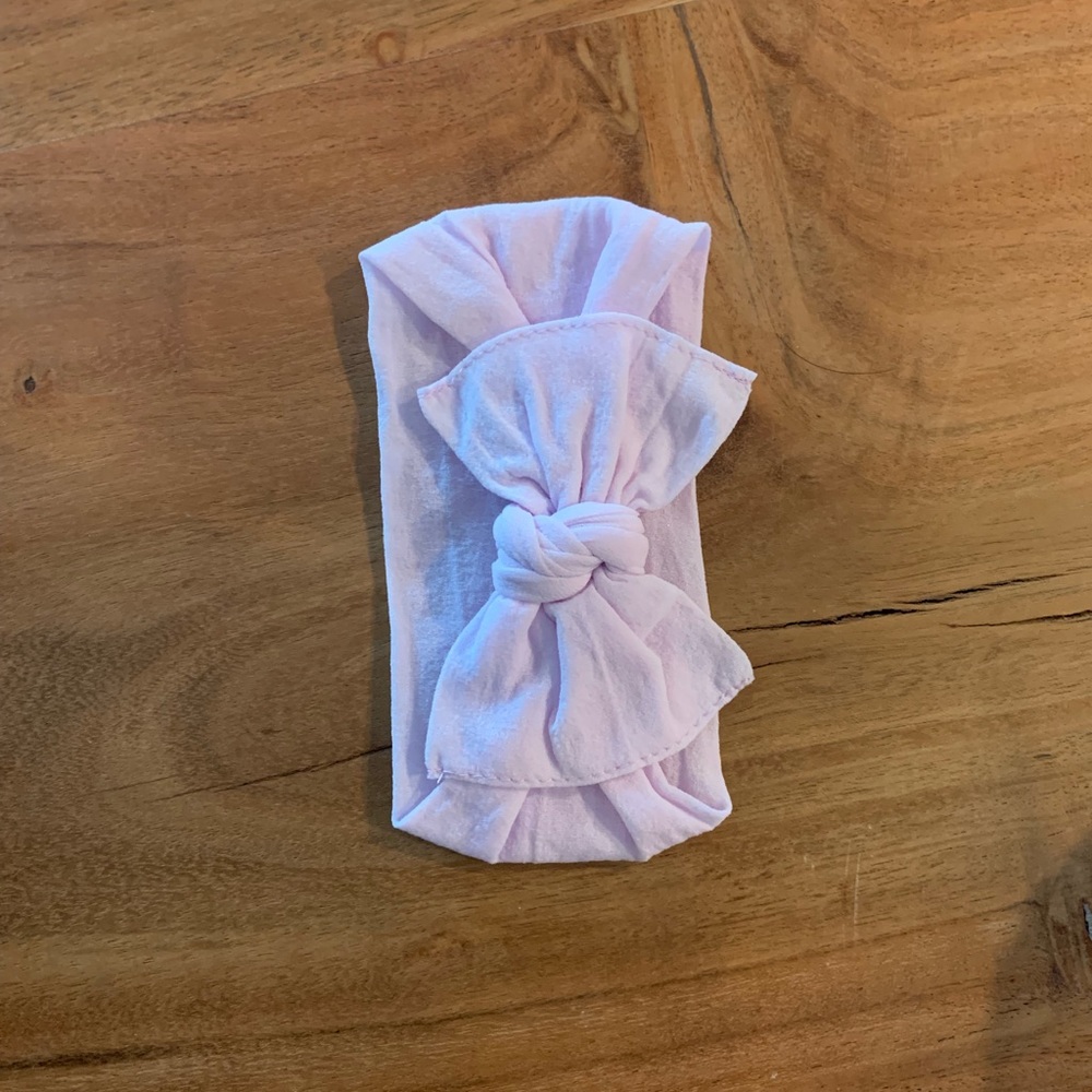 Baby Bling Bow - Limited Edition Shy Violet NWOT